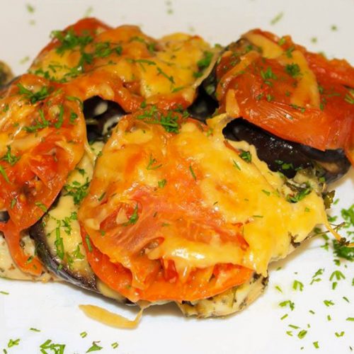 Кулинарный рецепт: Курица с баклажанами и помидорами в духовке на ГОТОВИМ СМАЧНО