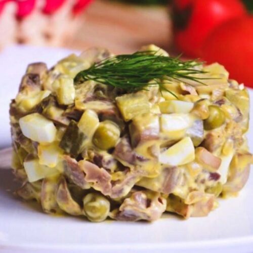 Кулинарный рецепт: Салат из куриных желудков с грибами