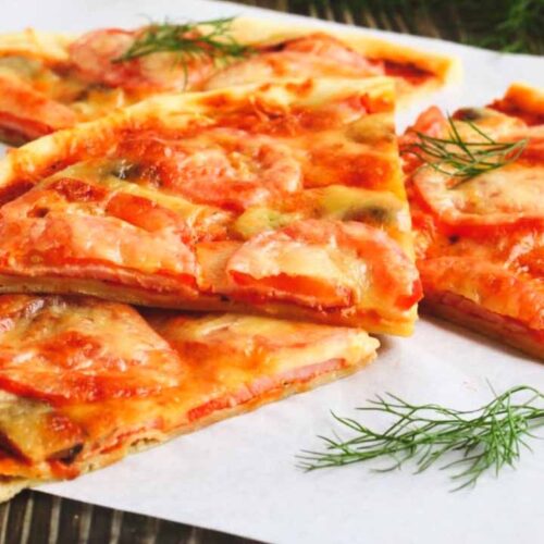 Кулинарный рецепт: Пицца на тонком тесте без дрожжей